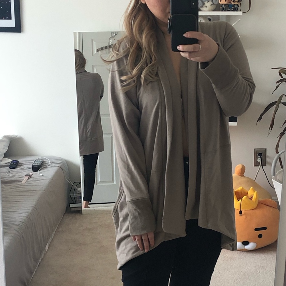 Soft beige Cardigan